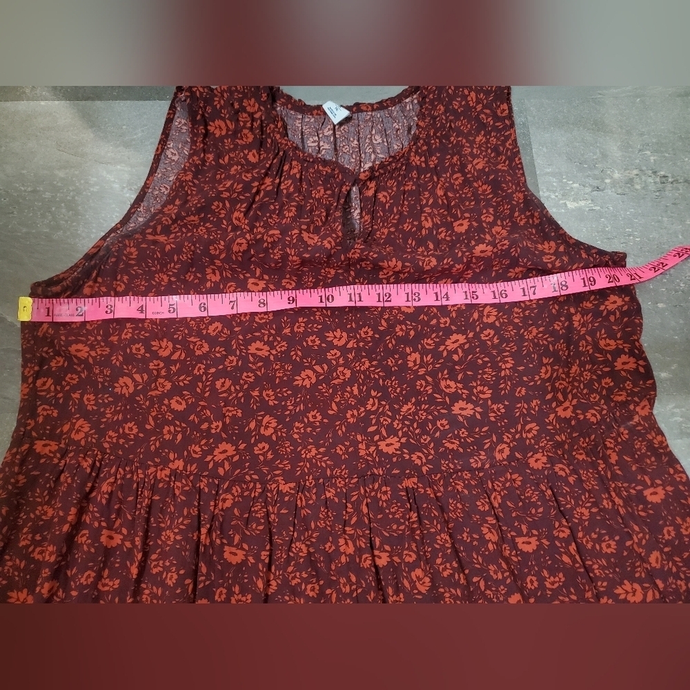Old Navy Floral Sleeveless Tiered Dress. Burgundy, Red. XL. Mini. - Picture 6 of 7
